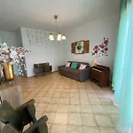 La Maison De Rose *