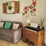 La Maison De Rose بيت للعطل *