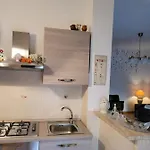 La Maison De Rose * توري
