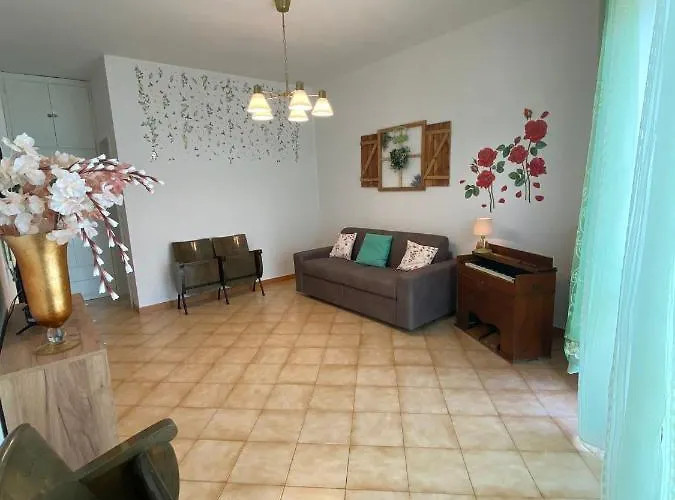 La Maison De Rose *